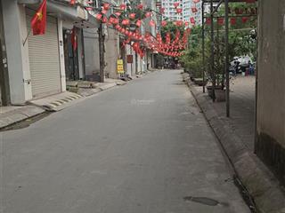 11,7 tỷ  hoàng văn thái, phân lô ô tô tránh, view hồ vĩnh viễn, ngõ thông, cách vđ 2.5 chỉ 30m