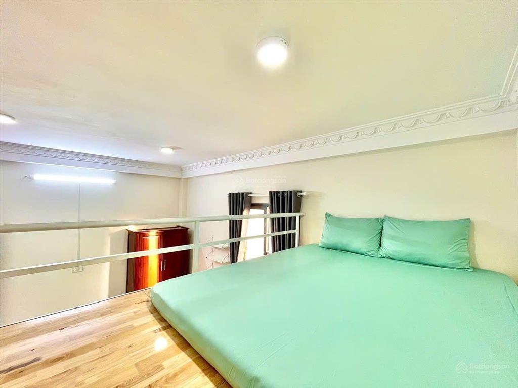 Căn hộ gác lửng 30m2 full tiện nghi bùi đình túy ngay ngã tư hàng xanh gần đh gtvt, hutech