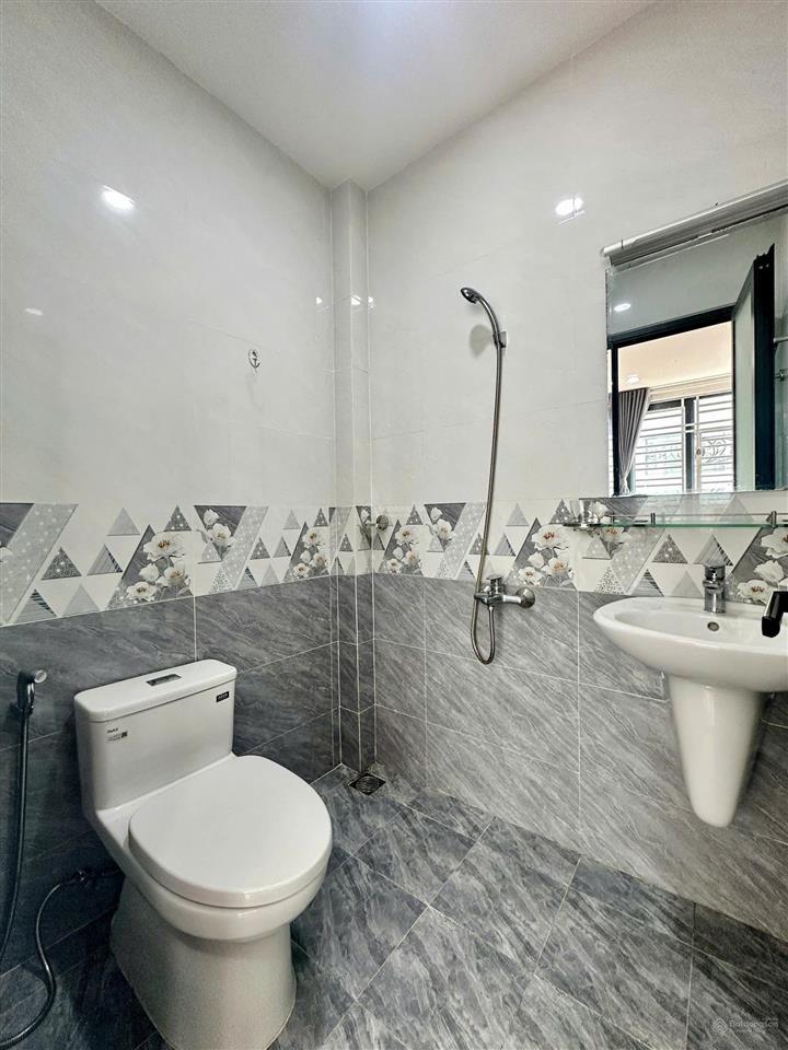 Căn hộ full tiện nghi cao cấp tại trần hưng đạo trung tâm quận 5 gần bv chợ rẫy  đh y dược tp.hcm