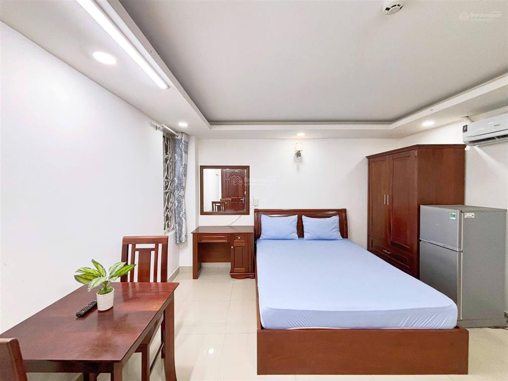 Phòng full nội thất cao cấp cửa sổ lớn thoáng mát ở lưu nhân chú tân bình gần sân bay tân sơn nhất