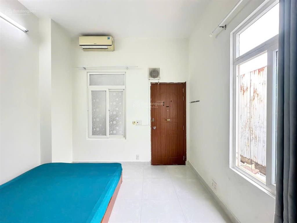 Phòng full nội thất xịn sò mới 100% ngay tân thuận tây gần đại học nguyên tất thành