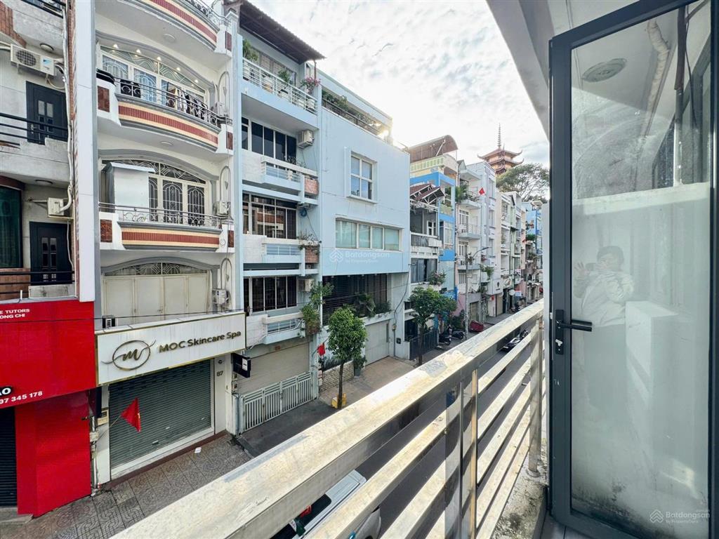 Căn hộ cửa sổ bancon full nội thất tại trần minh quyền đối diện việt nam quốc tự & nhà hát hòa bình