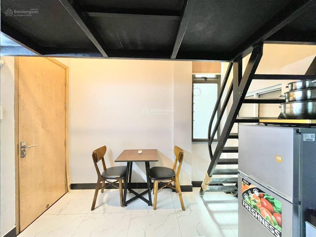 Duplex cửa sổ trời full nội thất tại phan xích long gần co.opmart rạch miễu