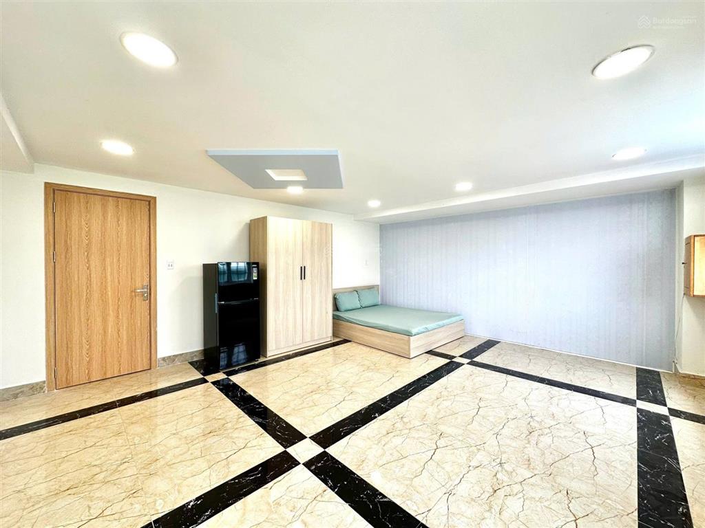 Căn hộ xây mới 100% full nội thất cao cấp ngay trung tâm tân phú gần đầm sen chợ tân hương