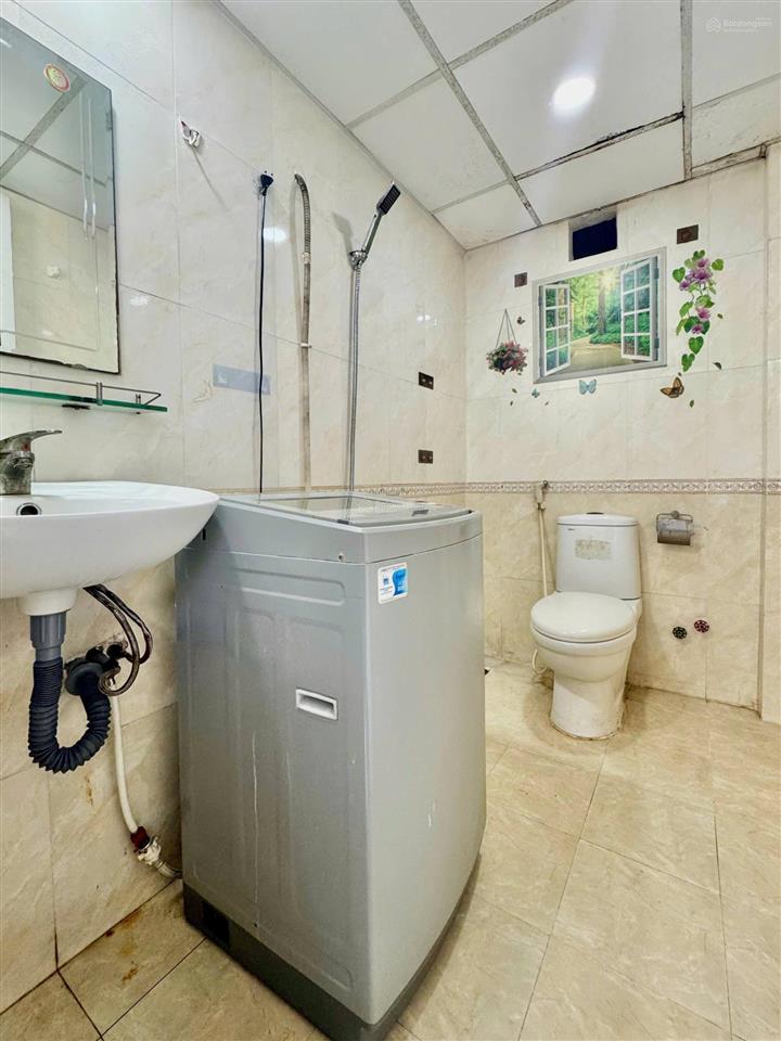 Căn hộ full nội thất máy giặt riêng cửa sổ to thoáng tại phan huy ích gần emart, big c trường chinh