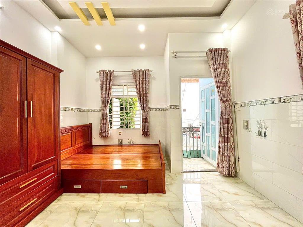 Studio ban công full nội thất tại nguyễn thái sơn gần đại học công nghiệp tp.hcm (iuh)