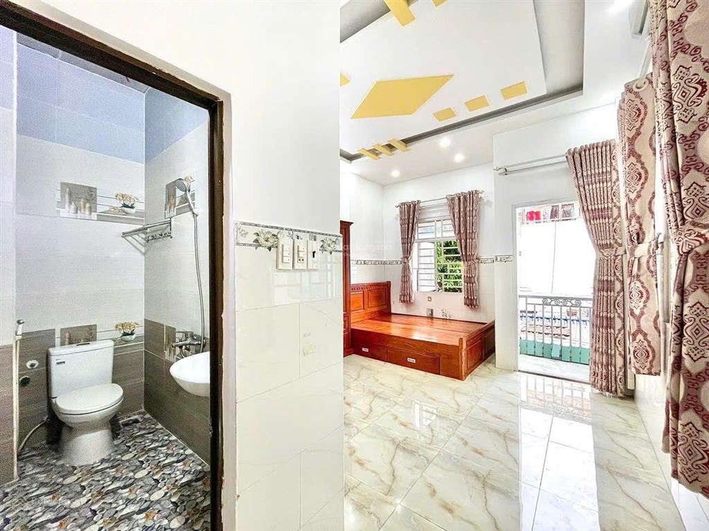 Studio ban công full nội thất tại nguyễn thái sơn gần đại học công nghiệp tp.hcm (iuh)