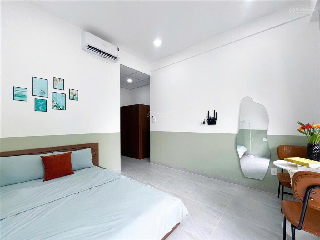 Studio ban công  tách bếp  full nội thất  gần mai chí thọ, khu sala