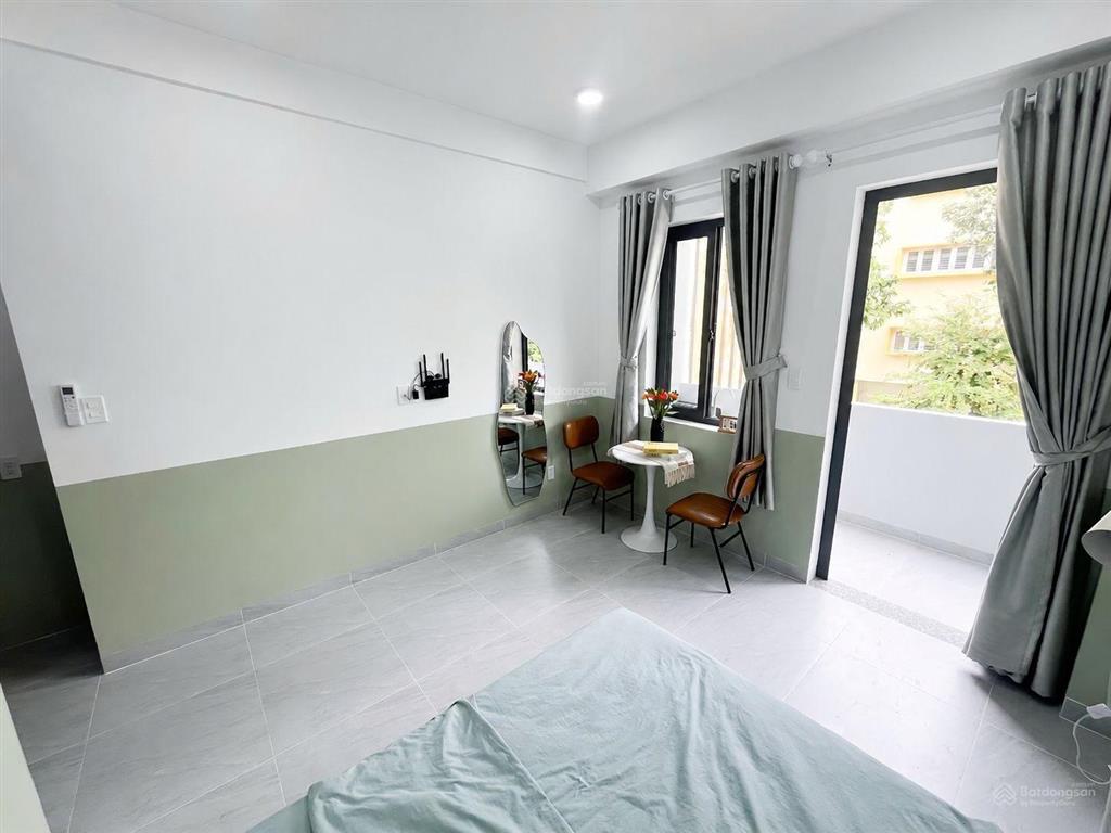 Studio ban công  tách bếp  full nội thất  gần mai chí thọ, khu sala
