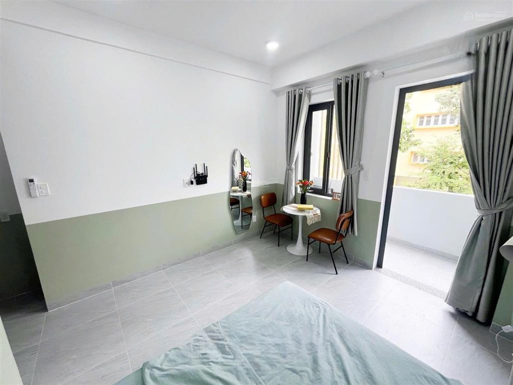 Studio ban công  tách bếp  full nội thất  gần mai chí thọ, khu sala