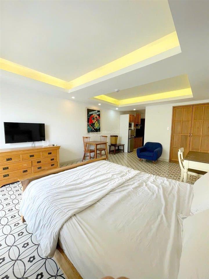 Cho thuê căn hộ phong cách châu âu ngay tại thảo điền  ban công view đẹp