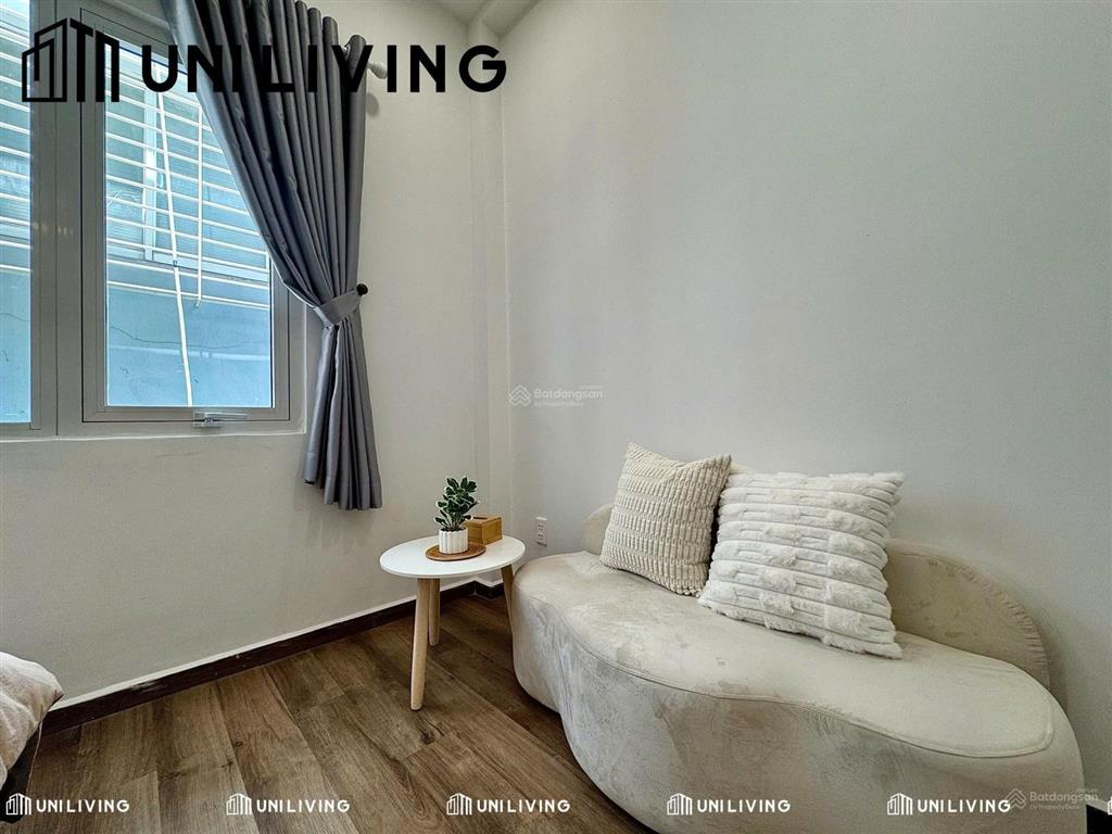 Ngay bờ kè hoàng sa, trường sa  hơn 5 phút vào trung tâm thành phố  studio mới, full nội thất đẹp