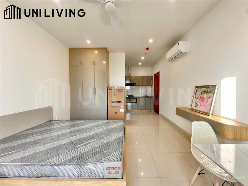 Căn hộ studio mới khai trương gần sala, cầu ba son  ban công  full nội thất