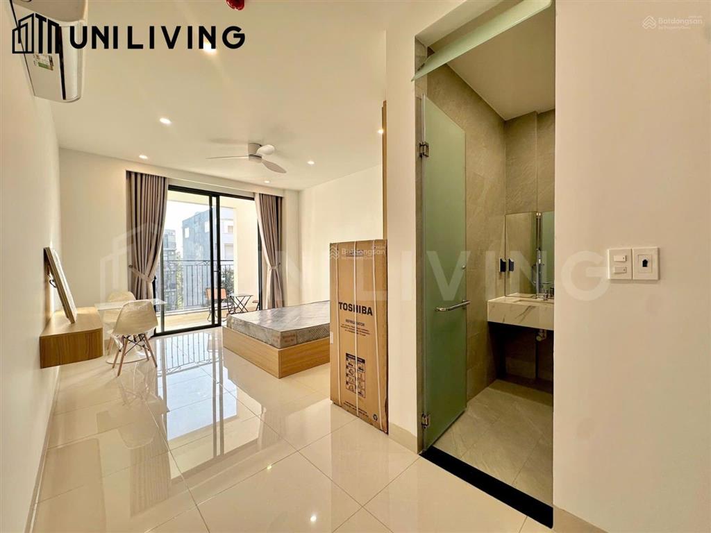 Căn hộ studio mới khai trương gần sala, cầu ba son  ban công  full nội thất