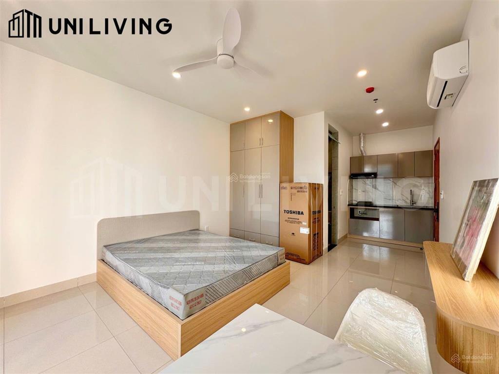 Căn hộ studio mới khai trương gần sala, cầu ba son  ban công  full nội thất
