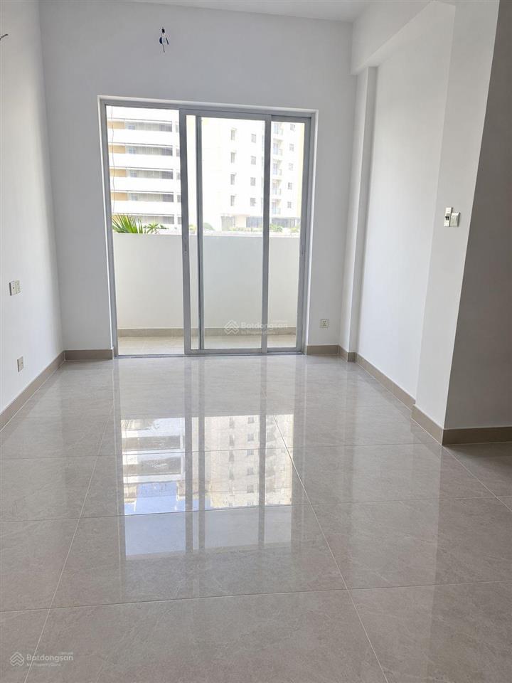 Bán căn hộ tái định cư r6 đức khải, 2pn  2wc, 58m2  3,3 tỷ  mai chí thọ, quận 2  vị trí vàng