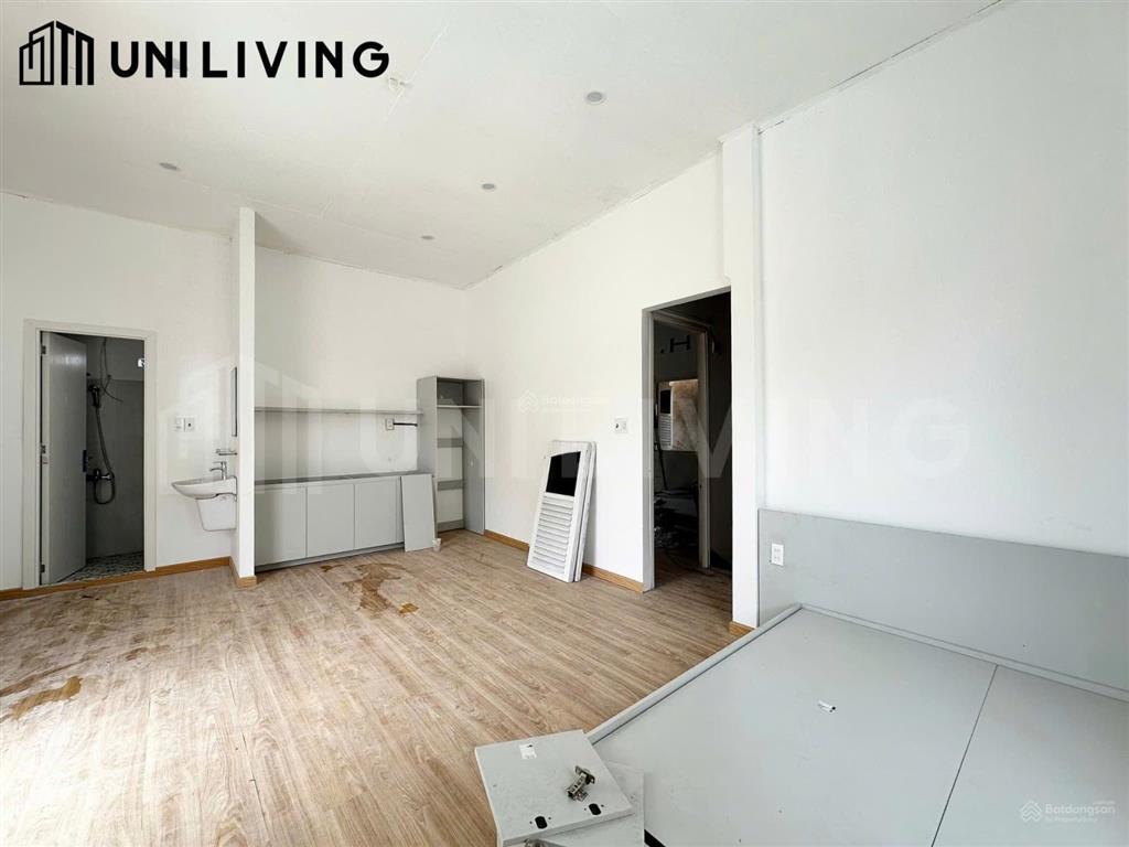 Chuẩn bị khai trương  full nội thất có máy giặt riêng  gần trần não, cầu sài gòn