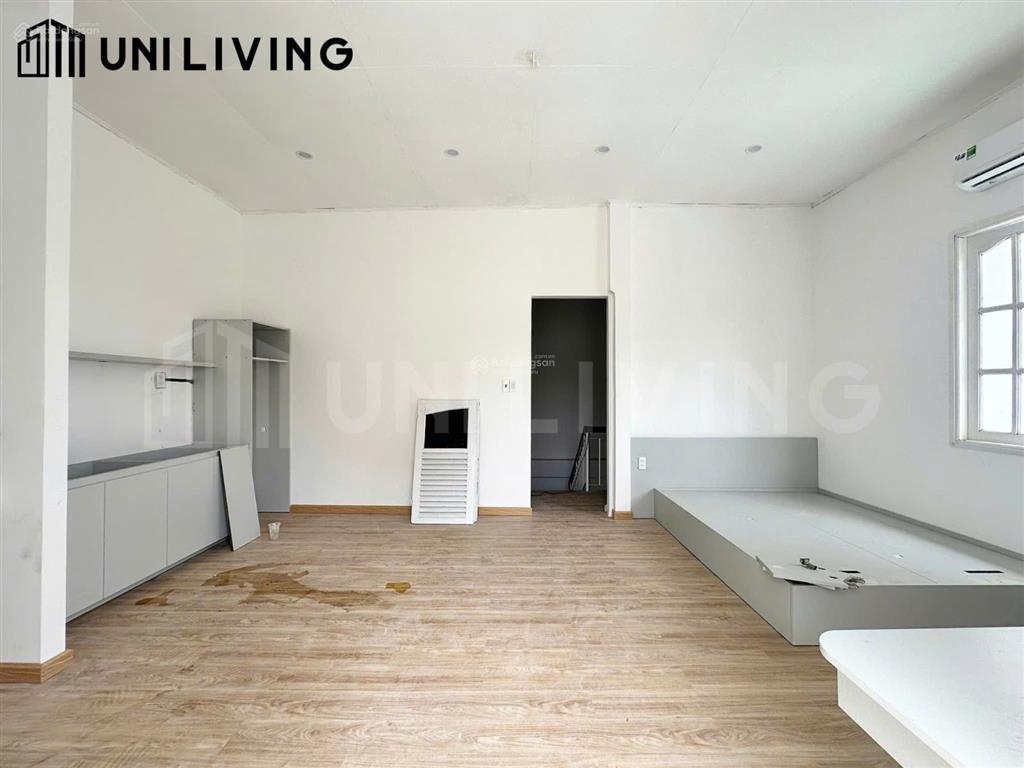 Chuẩn bị khai trương  full nội thất có máy giặt riêng  gần trần não, cầu sài gòn