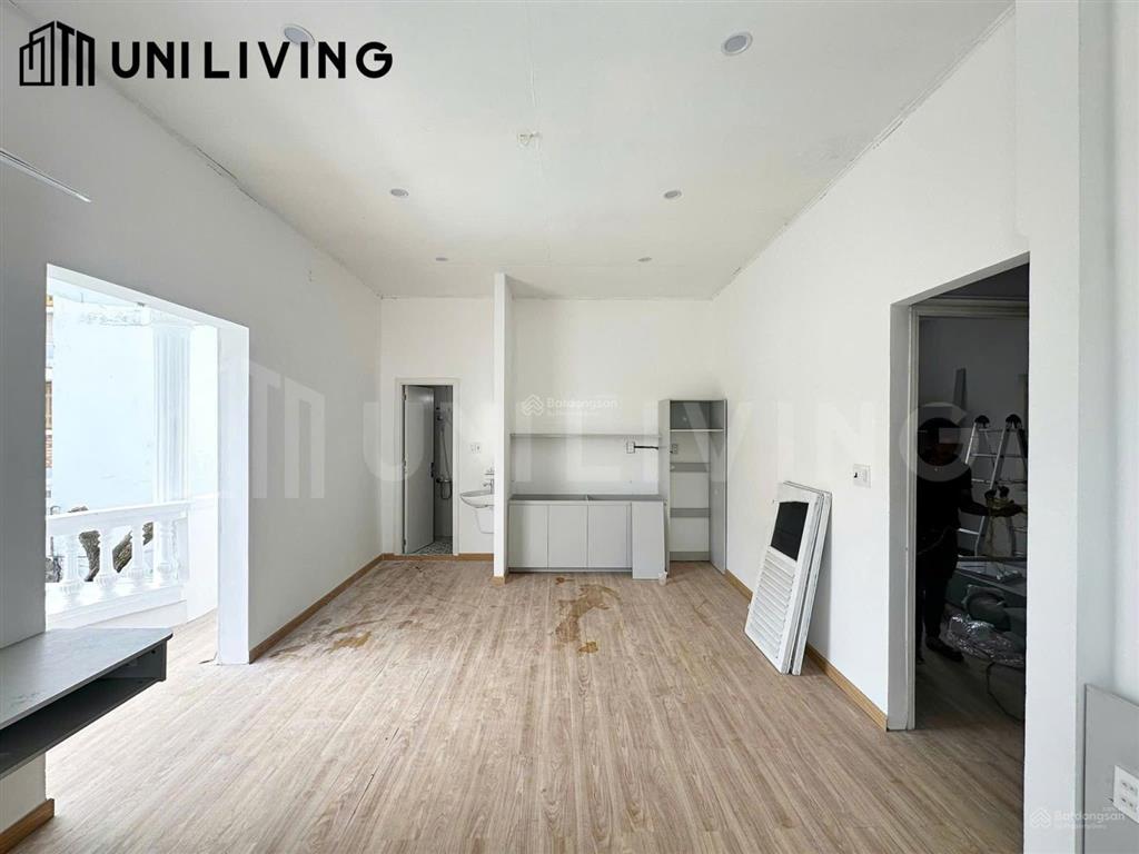 Chuẩn bị khai trương  full nội thất có máy giặt riêng  gần trần não, cầu sài gòn