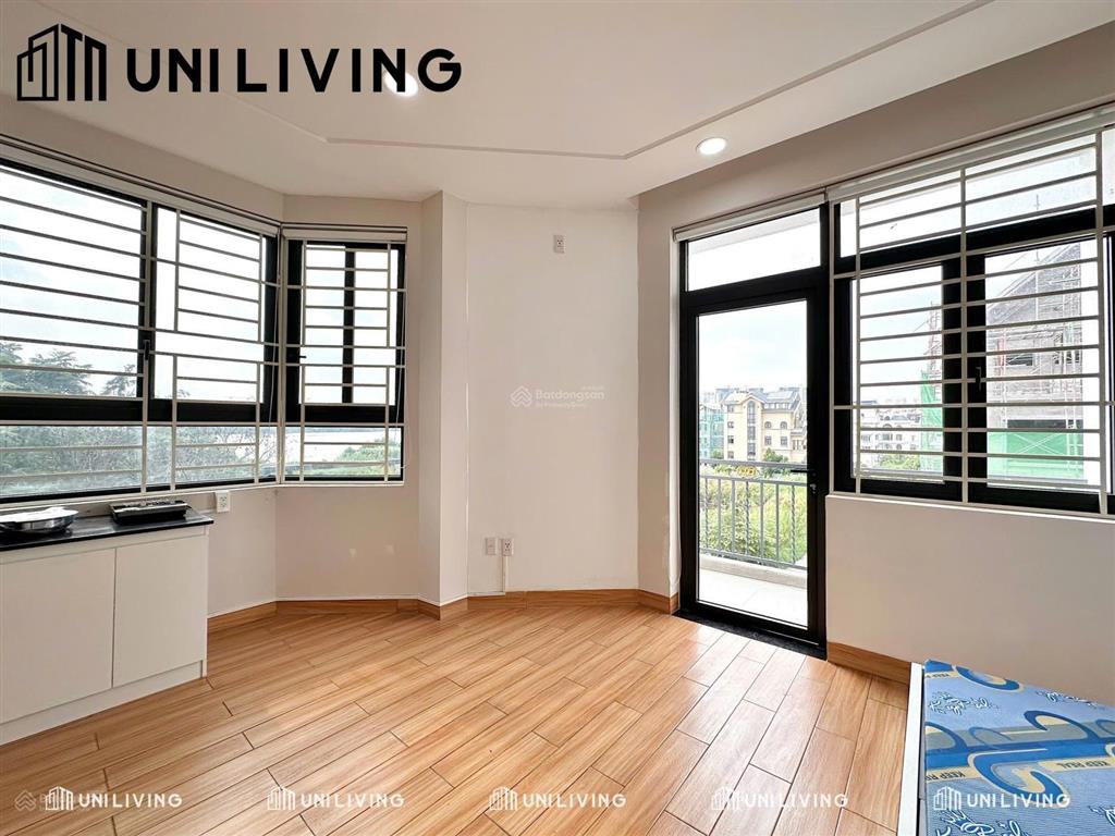 Căn hộ studio mới khai trương  gần sala, cầu ba son  thang máy  máy giặt riêng