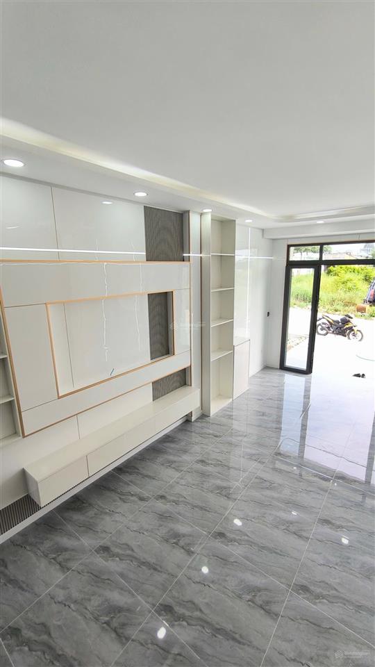 Nhà tương bình hiệp 1 lầu full nội thất đường xe hơi  sẵn sổ công chứng liền