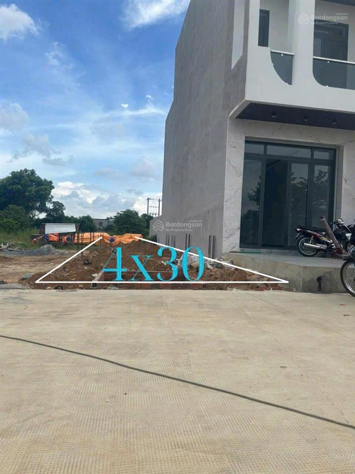 Đất thủ dầu một 120m2 sổ sẵn  công chứng ngay có hỗ trợ giấy phép xây dựng giá chỉ 1,5 tỷ