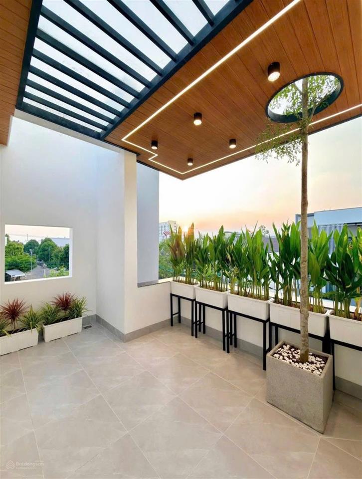 Nhà mới xây 120m2 tại thủ dầu một  1 trệt 1 lầu, thiết kế sang trọng, sổ riêng