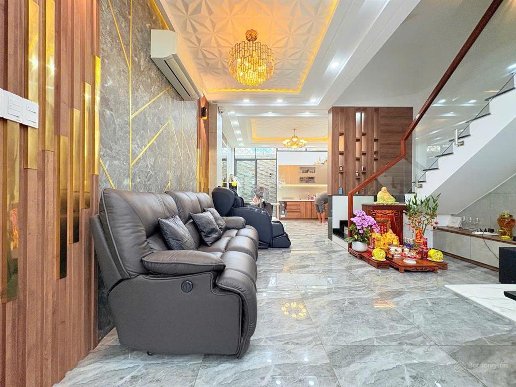 Cho thuê nhà nguyên căn kdc anh tuấn  nhà bè