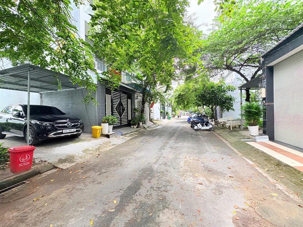 Cho thuê nhà nguyên căn kdc anh tuấn  nhà bè