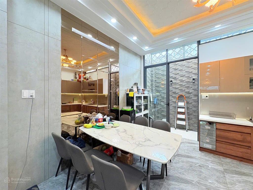 Cho thuê nhà nguyên căn kdc anh tuấn  nhà bè