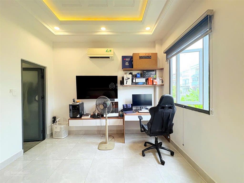Cho thuê nhà nguyên căn kdc anh tuấn  nhà bè