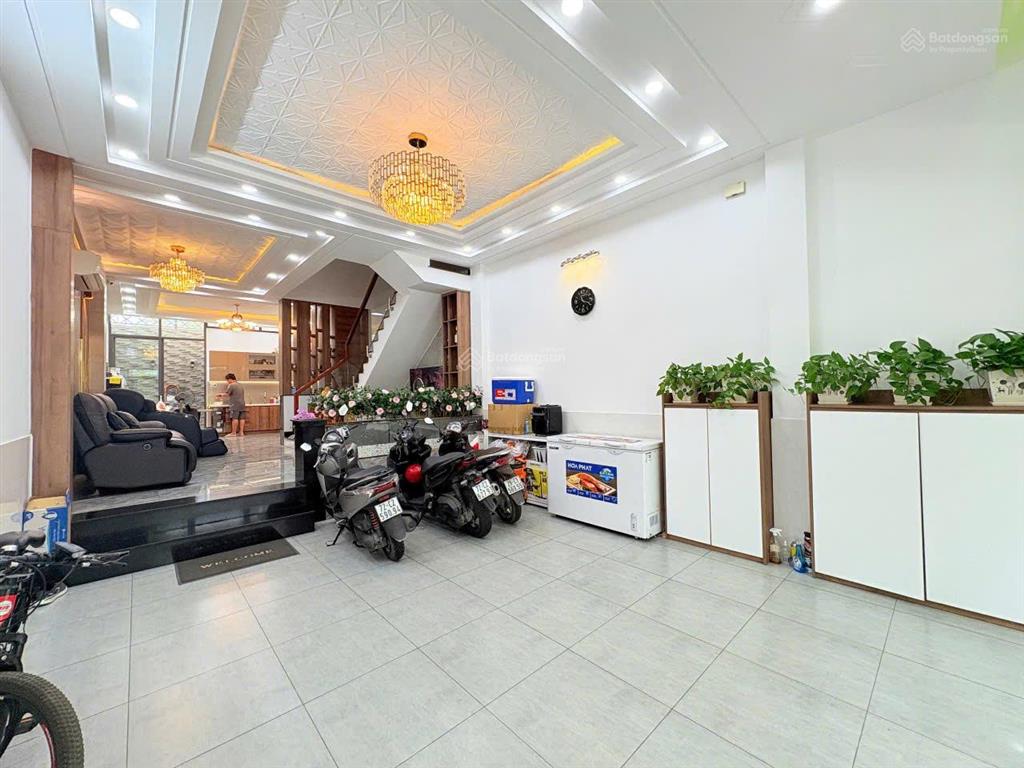 Cho thuê nhà nguyên căn kdc anh tuấn  nhà bè