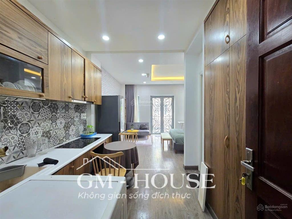 Ban công view đỉnh  căn hộ 1pn full nội thất  phạm viết chánh, chỉ 5p đi bộ là qua quận 1