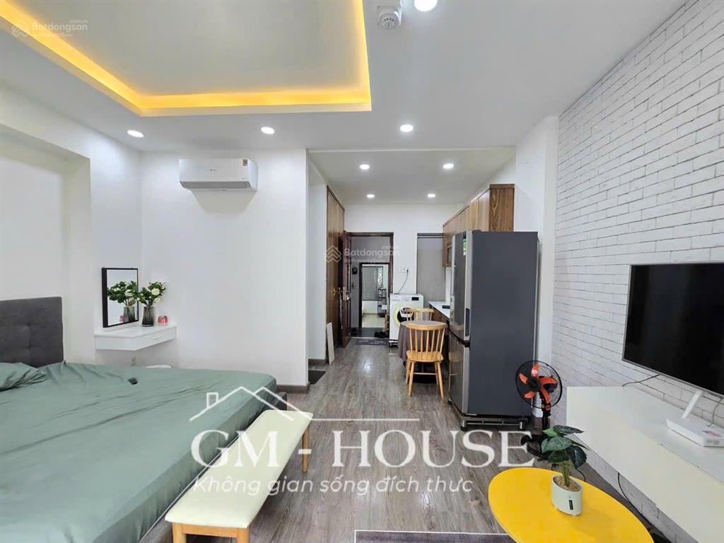 Ban công view đỉnh  căn hộ 1pn full nội thất  phạm viết chánh, chỉ 5p đi bộ là qua quận 1