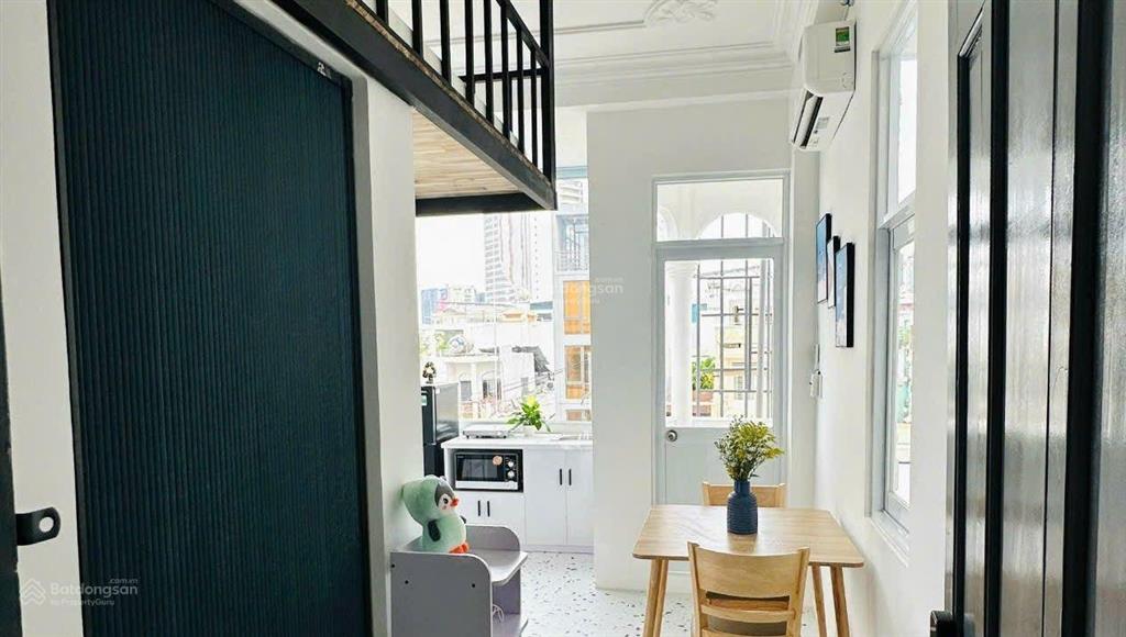 Cho thuê duplex ban công phòng trống sẵn