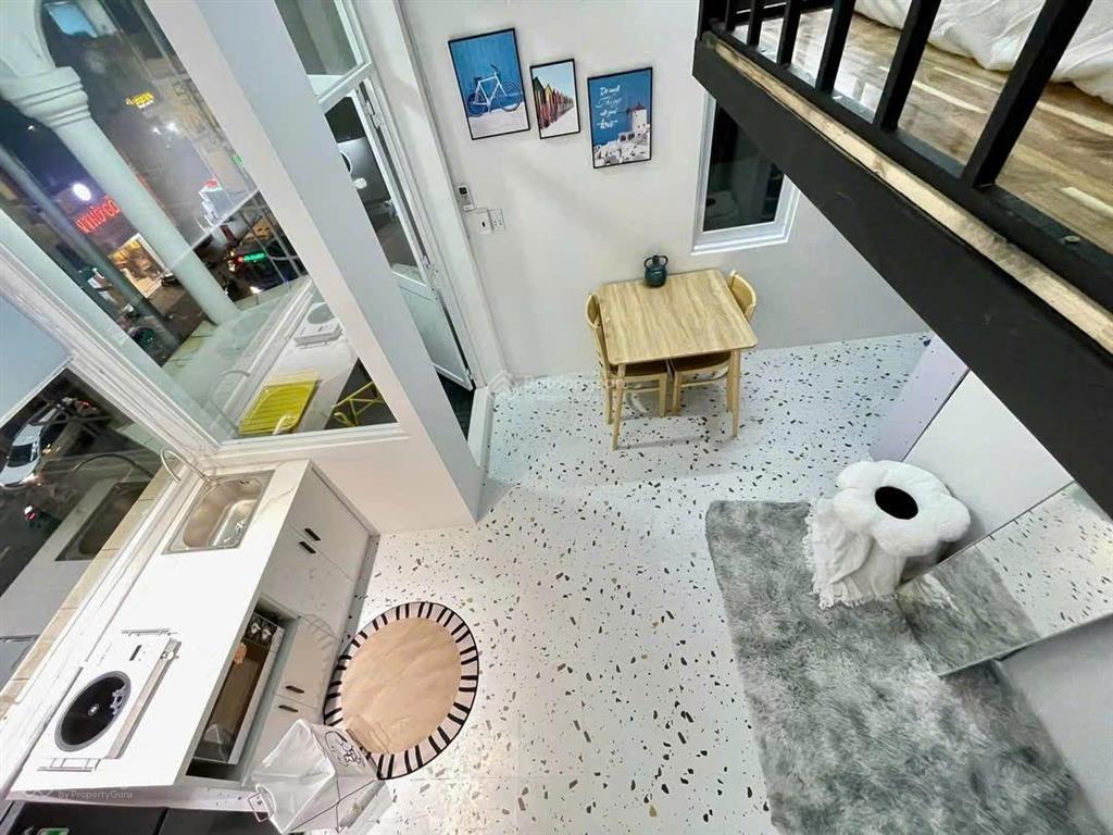 Cho thuê duplex ban công phòng trống sẵn