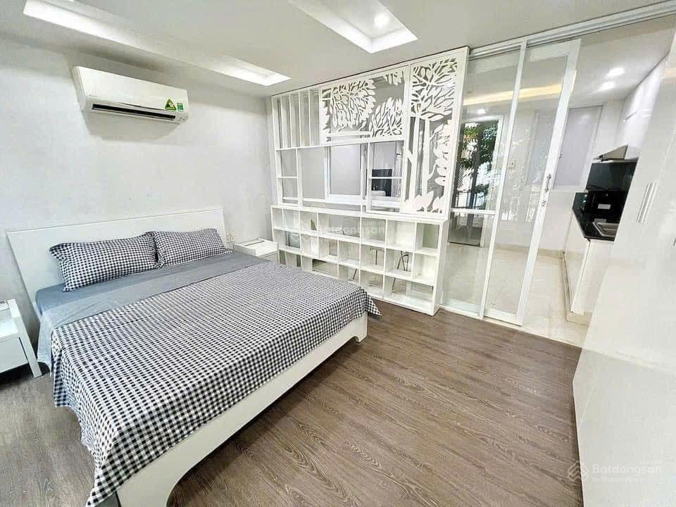 Cho thuê căn studio tách bếp ngay lê quang định full nội thất