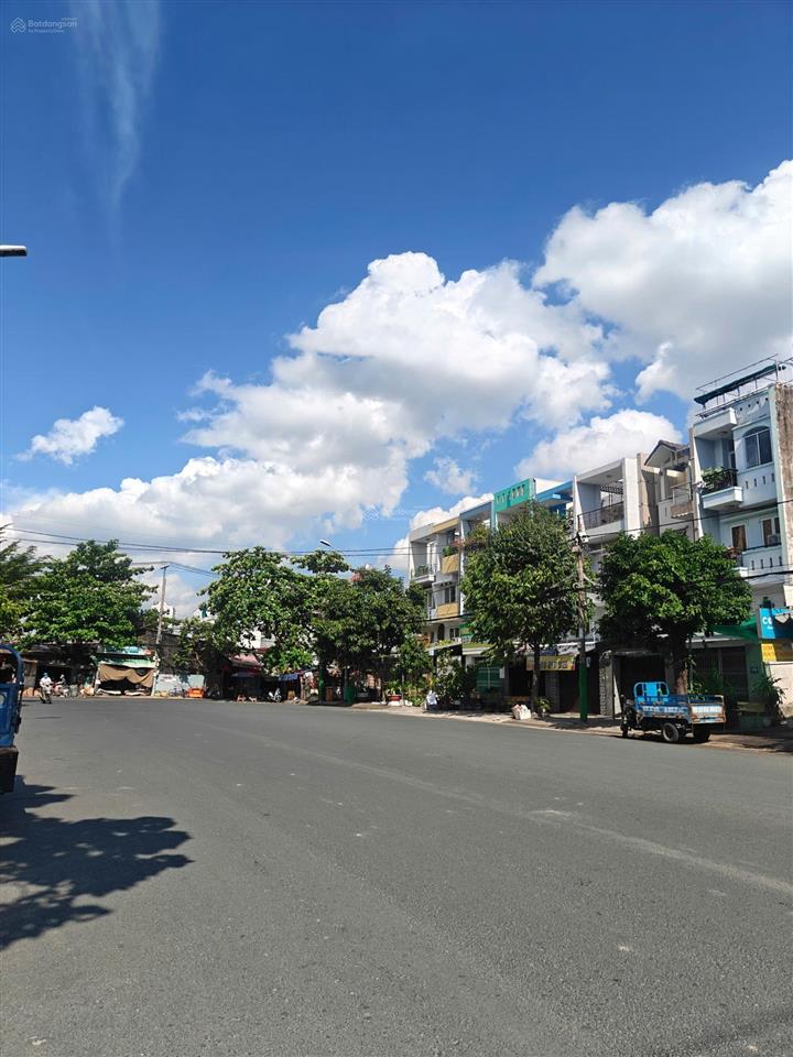 Lô đất kdc an sương 4.5x20m mặt tiền đường rộng 30m, giá 9.99 tỷ