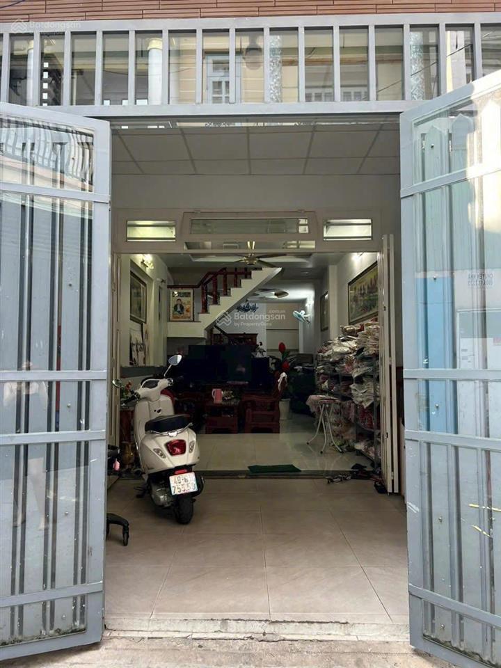 Bán nhà hẻm 5m lâm thị hố q12, 4x15m, 3 tầng, giá 5.75 tỷ