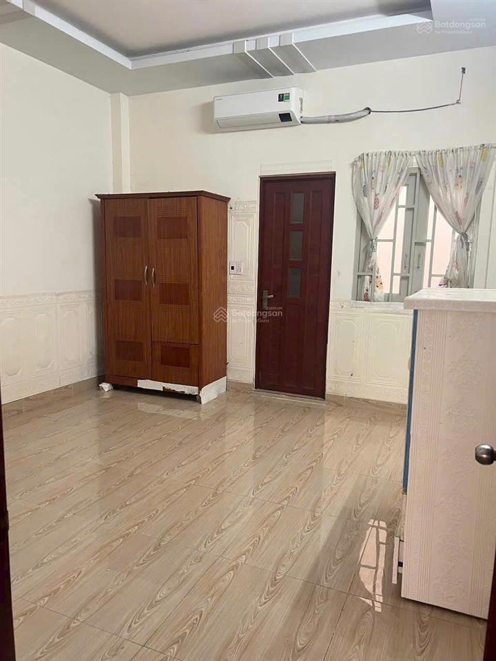 Bán nhà hẻm 5m lâm thị hố q12, 4x15m, 3 tầng, giá 5.75 tỷ