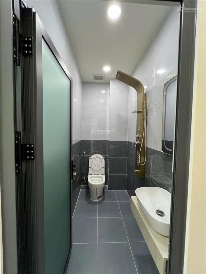 Bán nhà 5 tầng đường 10m thông nguyễn văn qúa 4x13m, giá 8.2 tỷ tl