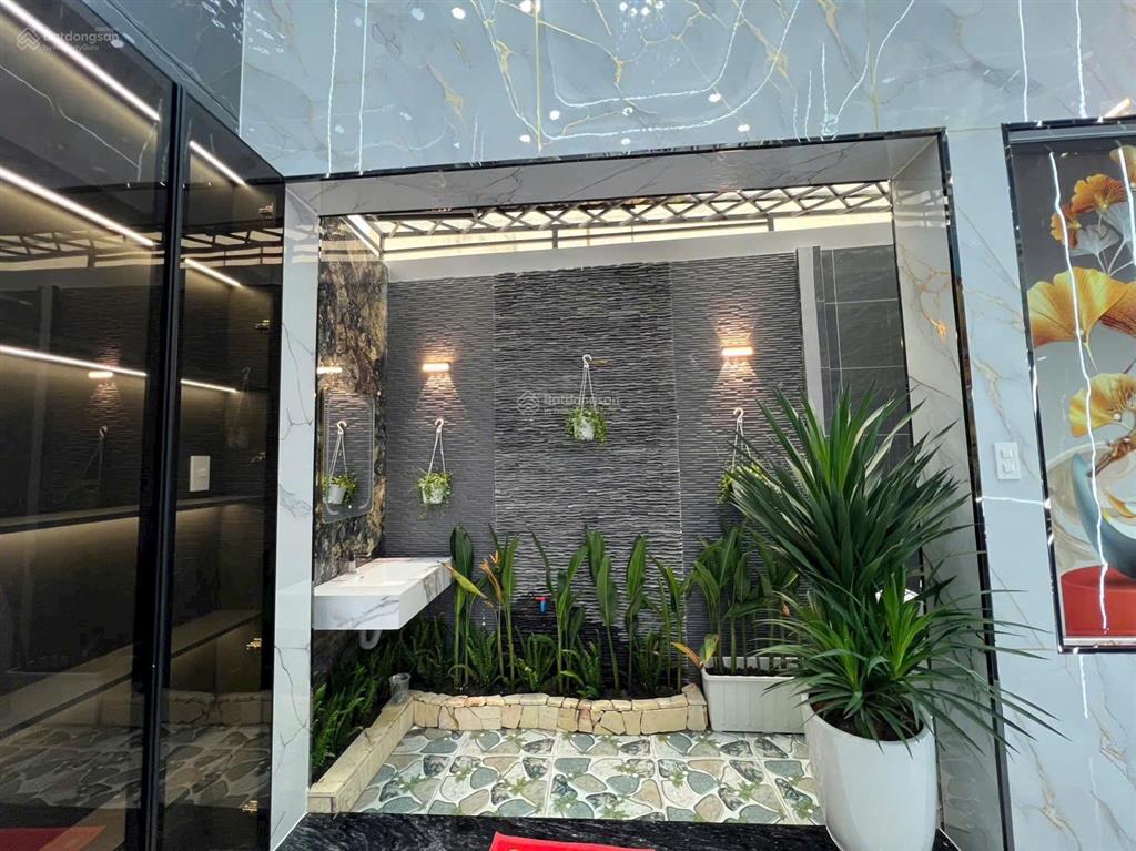 Bán nhà 5 tầng đường 10m thông nguyễn văn qúa 4x13m, giá 8.2 tỷ tl