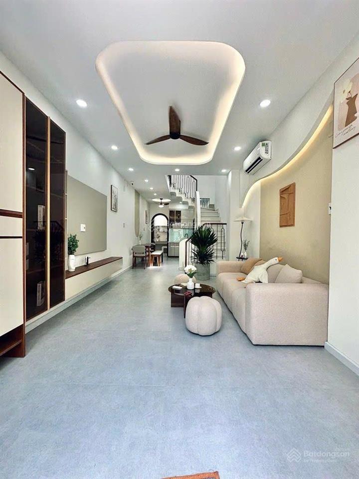 Bán nhà mới giá rẻ chỉ 4,8 tỷ  hxh 4m thông, 200/4 quang trung, p. gò vấp  gần 60m2.