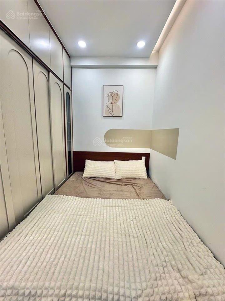 Bán nhà mới giá rẻ chỉ 4,8 tỷ  hxh 4m thông, 200/4 quang trung, p. gò vấp  gần 60m2.