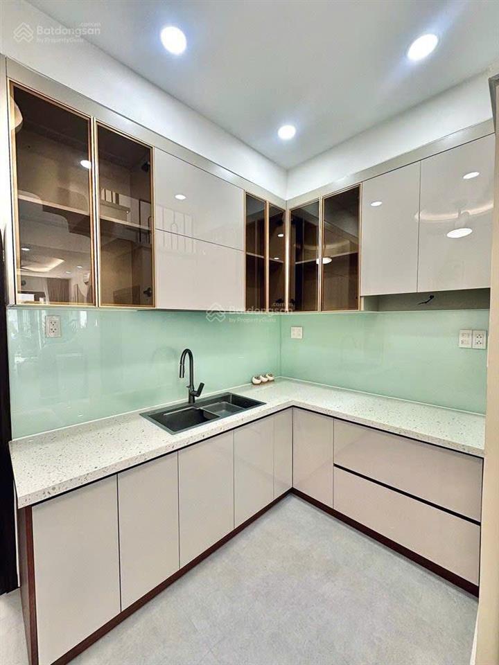 Bán nhà mới giá rẻ chỉ 4,8 tỷ  hxh 4m thông, 200/4 quang trung, p. gò vấp  gần 60m2.