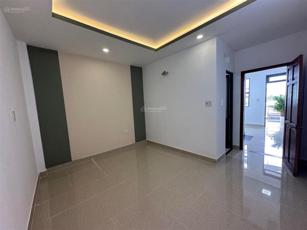 Bán nhà 97/15 tl19, q. 12  3 tầng btct 4pn, 3wc  55m2  4,2x13m  đường 8m  giá nhỉnh 4 tỷ