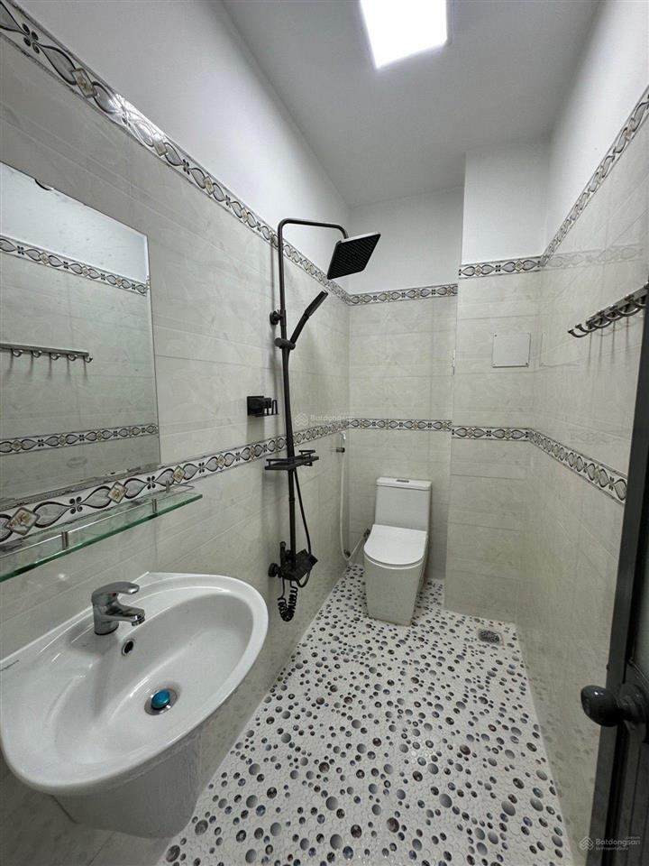Bán nhà 97/15 tl19, q. 12  3 tầng btct 4pn, 3wc  55m2  4,2x13m  đường 8m  giá nhỉnh 4 tỷ