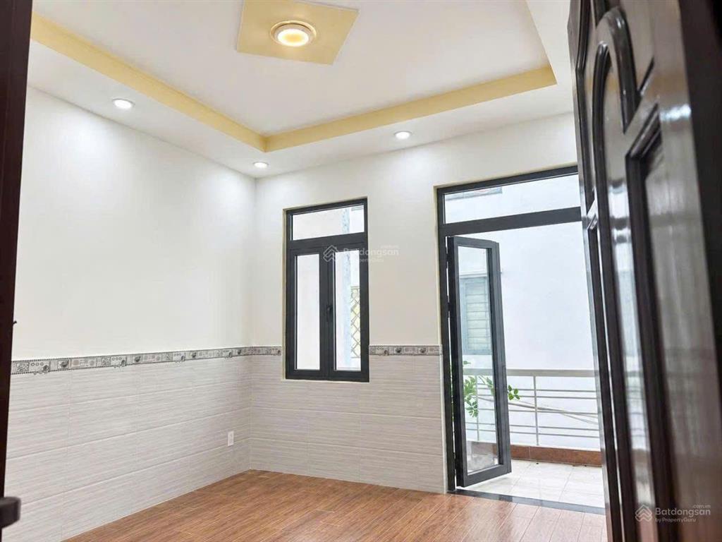 Cho thuê nnc  3pn, 2wc  10tr/th  56m2  205 phạm văn chiêu, p.14, gò vấp.