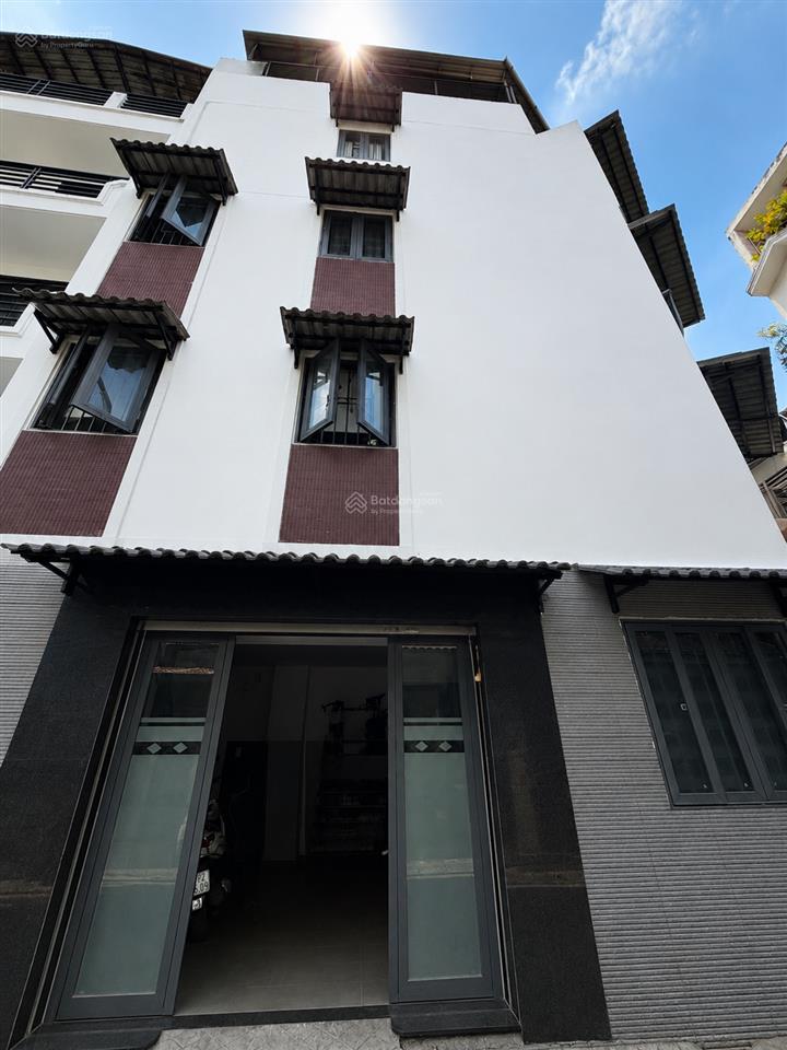 Mt tứ hải kế bắc hải  lô góc kinh doanh hiếm cóphường 6 tân bình  8,4 tỷ.