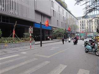 Cho thuê nhà mặt phố lê văn lương 1000m2 mặt tiền 200m 300 triệu trường mầm non nhà mới nhận ngay